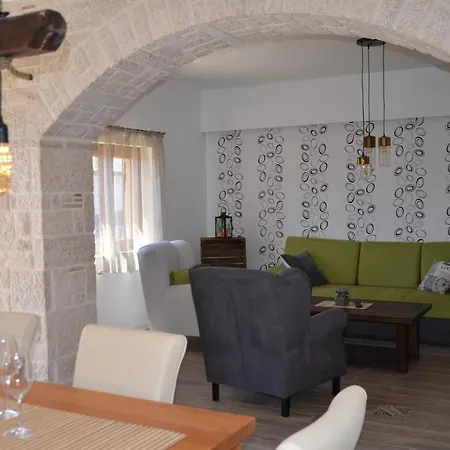 Boutique Sabine Villa *