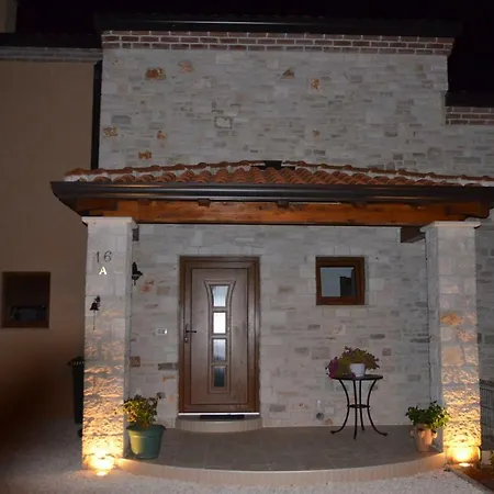 Boutique Sabine Villa *